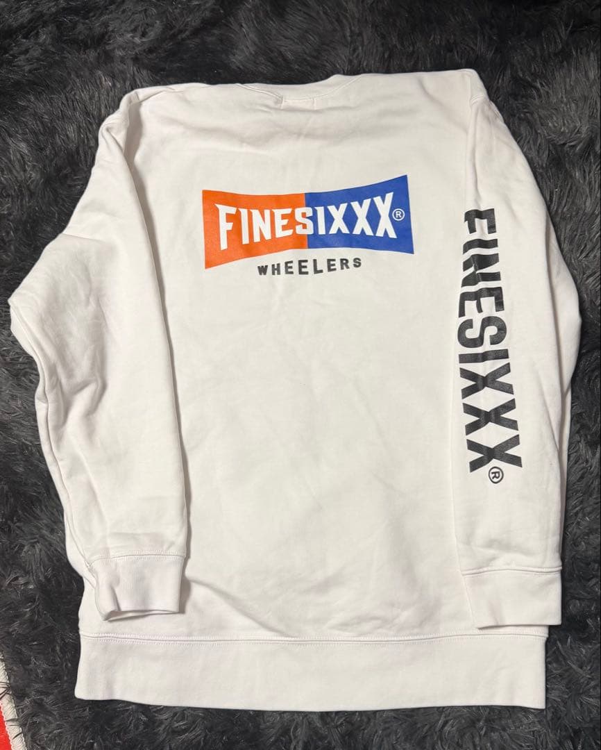 FINESIXXX ホワイト スウェット Lサイズ