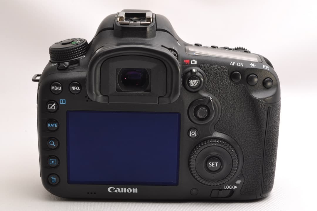 Canon キヤノン EOS 7D Mark II 超望遠トリプルレンズセット