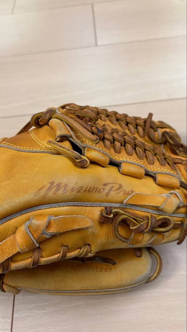 ミズノプロ　硬式内野手用グローブ　守備手袋セット