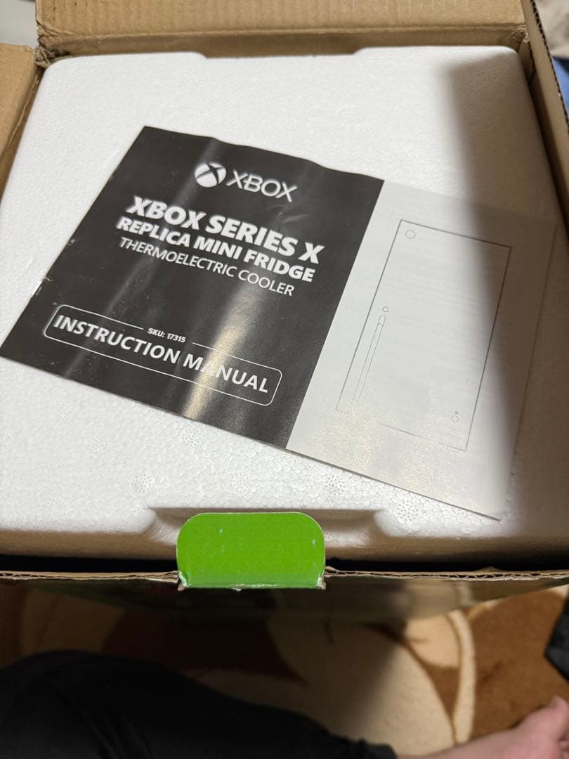 Xbox Series X Mini Fridge ミニ冷蔵庫