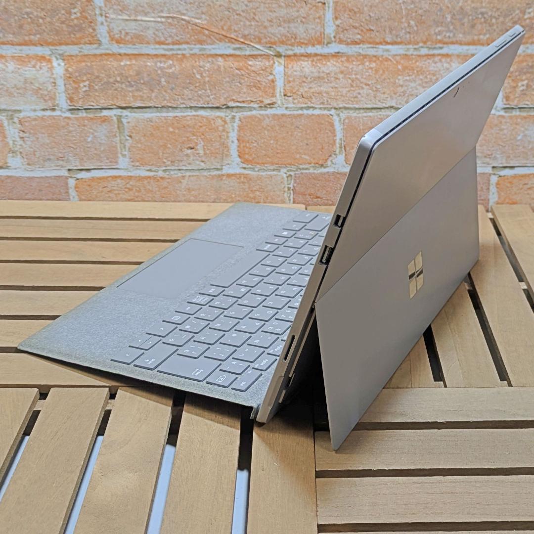 (2626)Surface Pro i5 8GB 256GB 充電171回