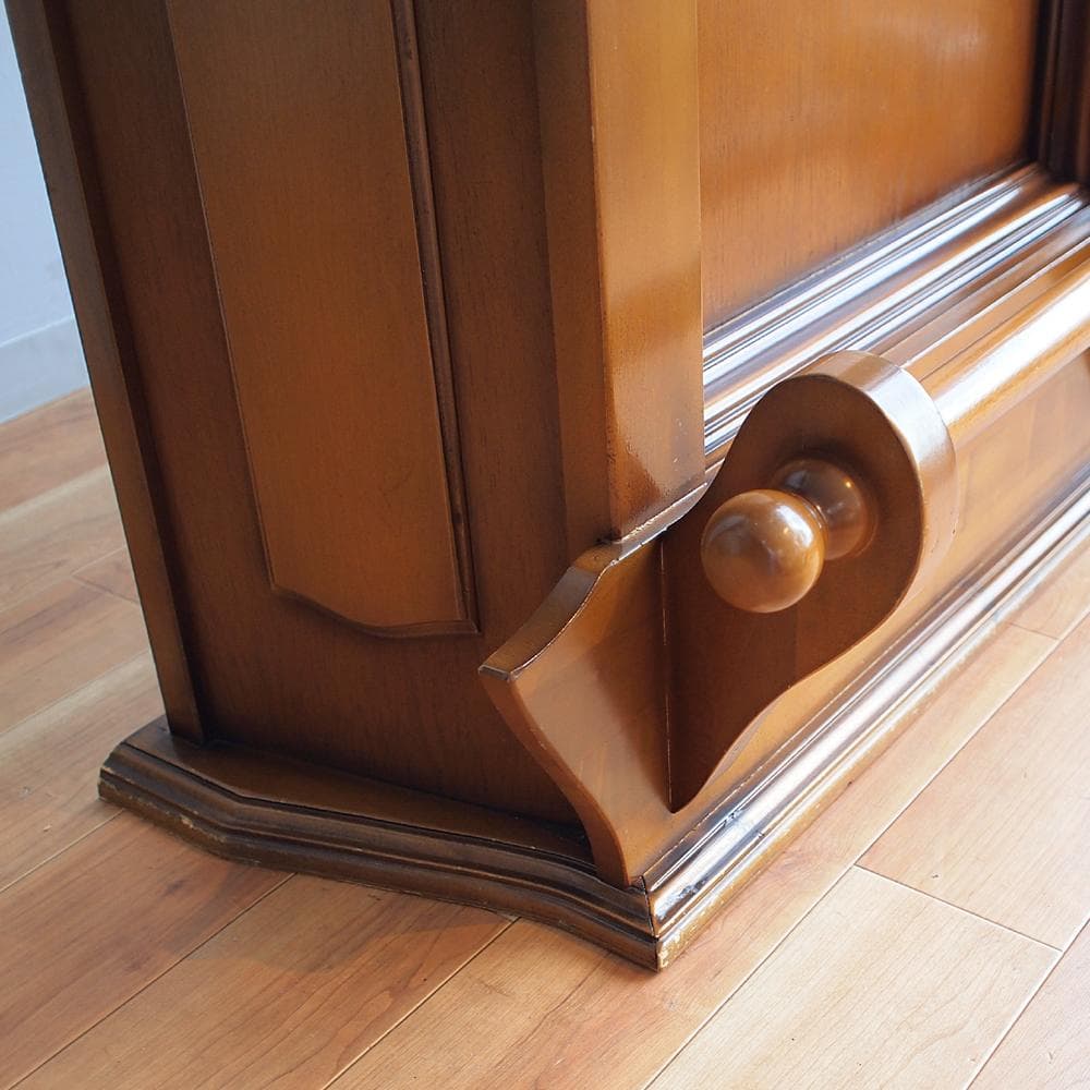 クラシカル バーカウンター アンティーク調 幅147cm 高さ102cm