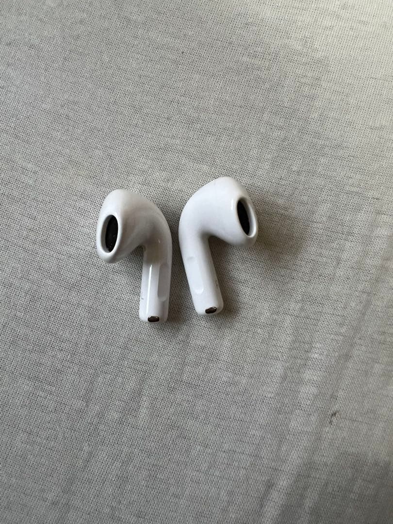 Apple AirPods 4 MXP93J/A アクティブノイズキャンセリング