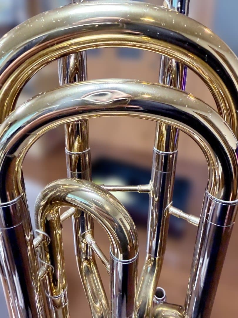 金色 バストロンボーン マウスピース付き