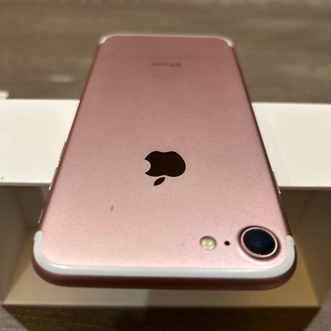 iPhone7 128GB SIMフリー　未使用のオリジナルイヤホン付