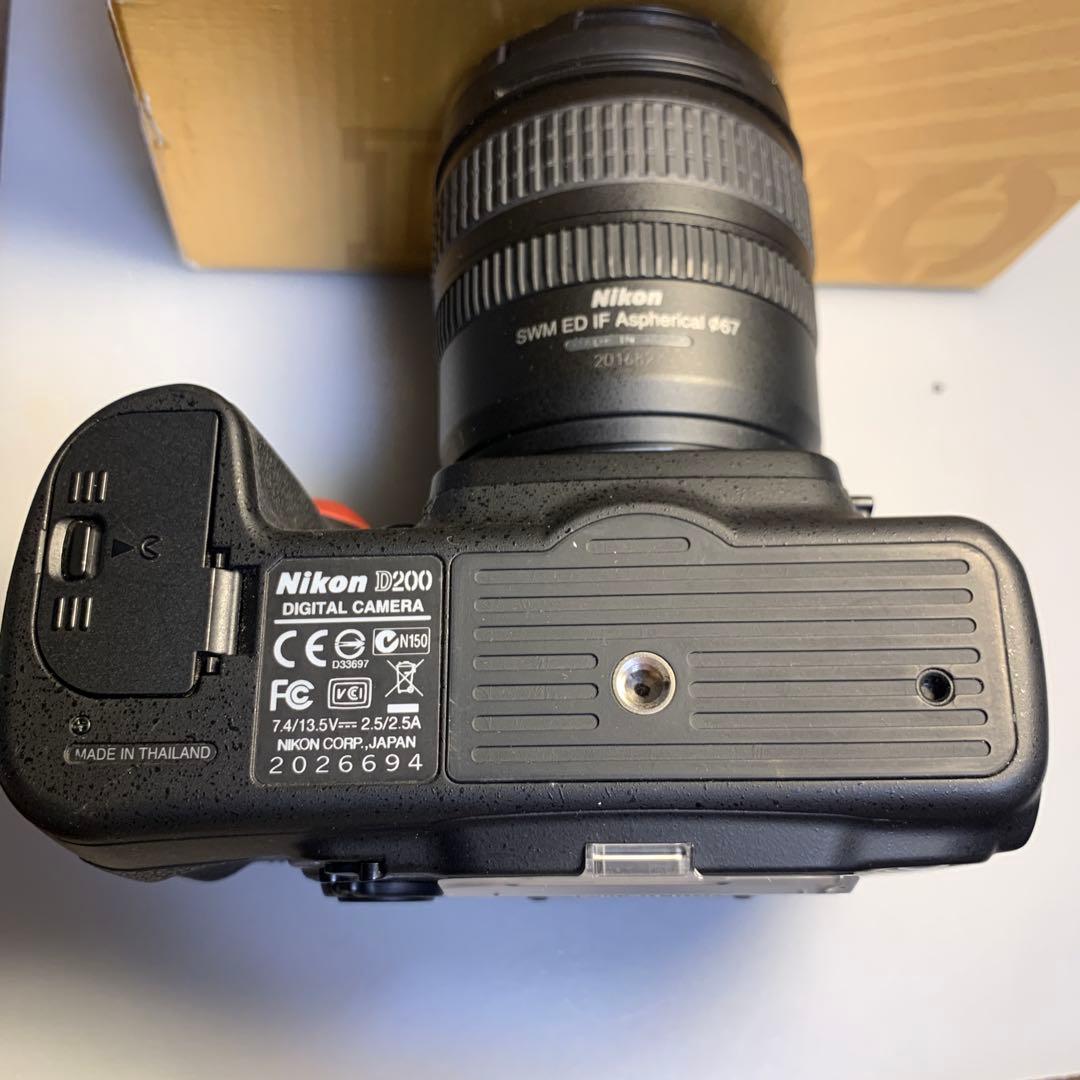 Nikon D200 デジタル一眼レフカメラ　ショット数2500枚弱