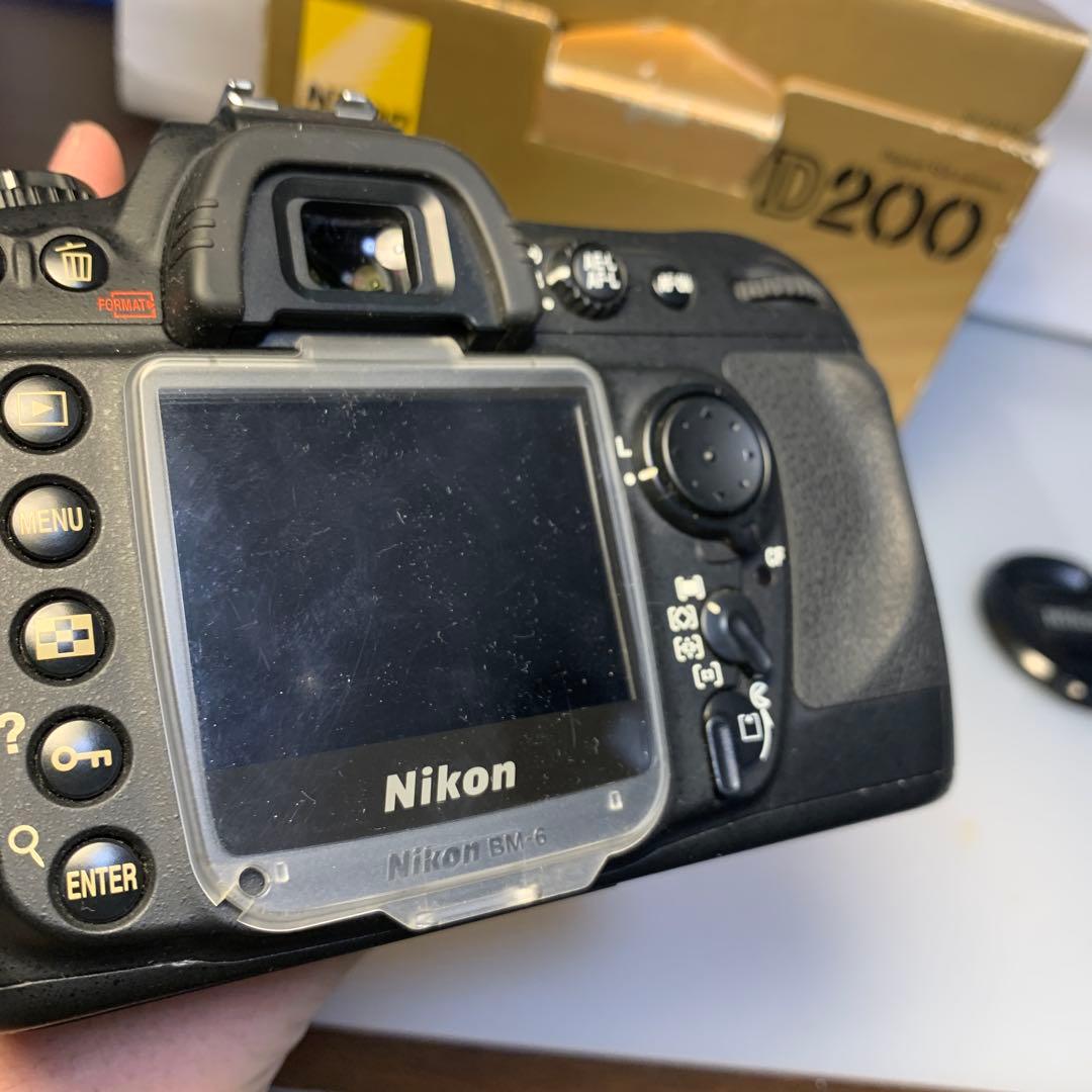 Nikon D200 デジタル一眼レフカメラ　ショット数2500枚弱