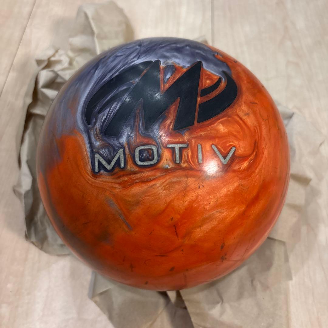 ジャッカルフラッシュ　ボウリングボール 12ポンド