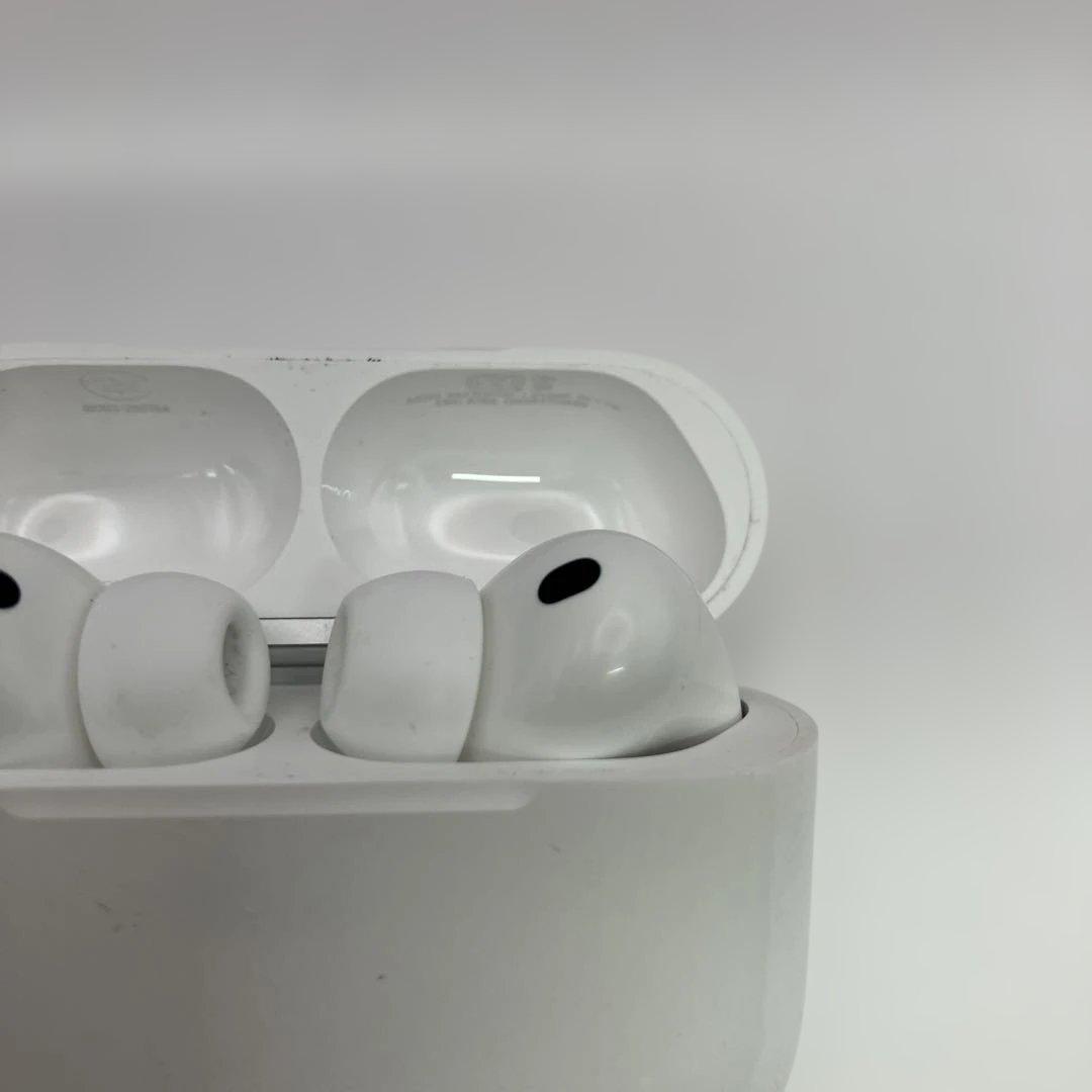AirPods Pro3 本体 充電ケース付き【1】