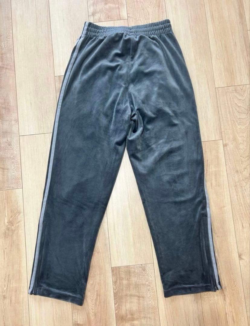 <adidas Originals>ファイヤーバード ベロアトラックパンツ