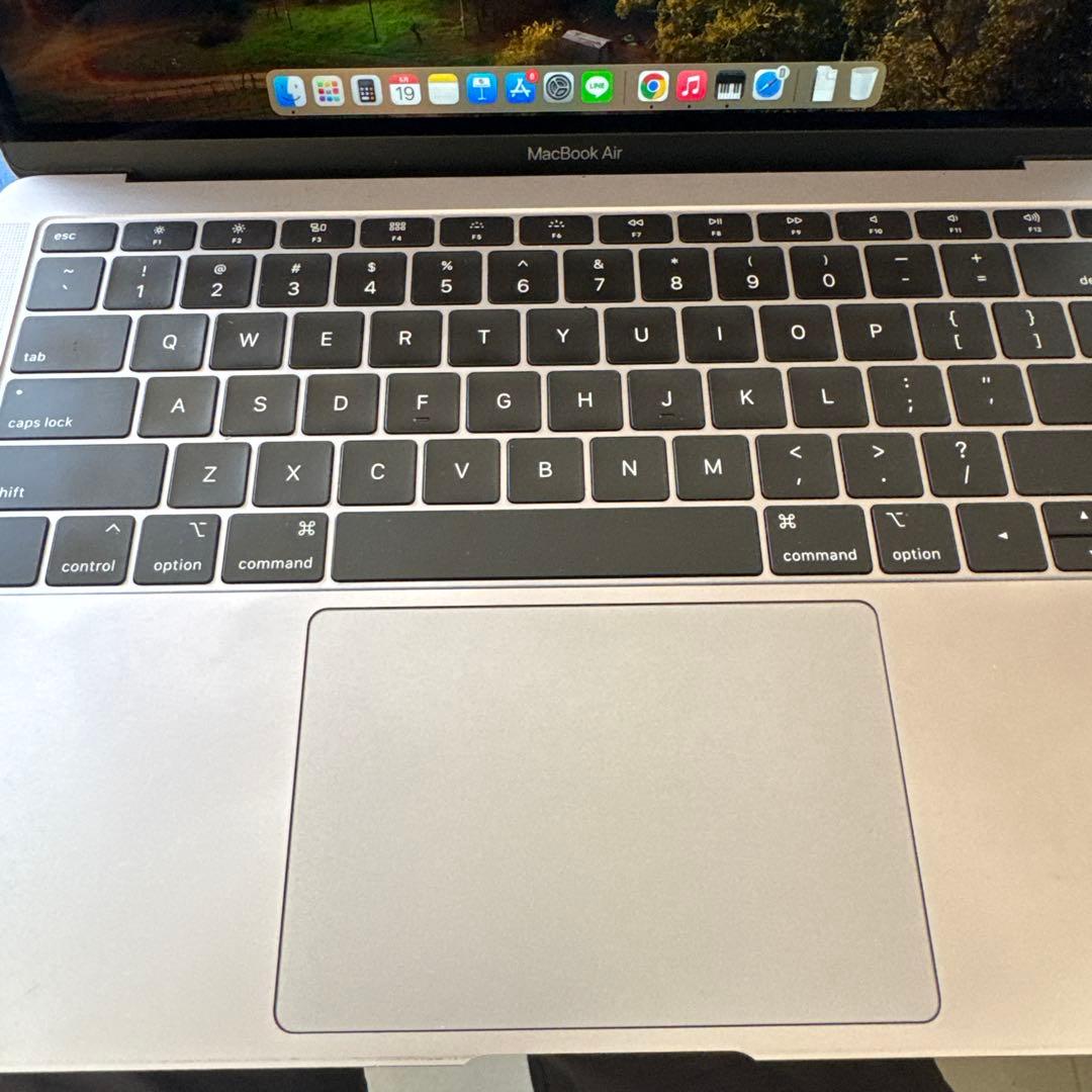 MacBook Air 2018 デュアルコア Intel Core i5