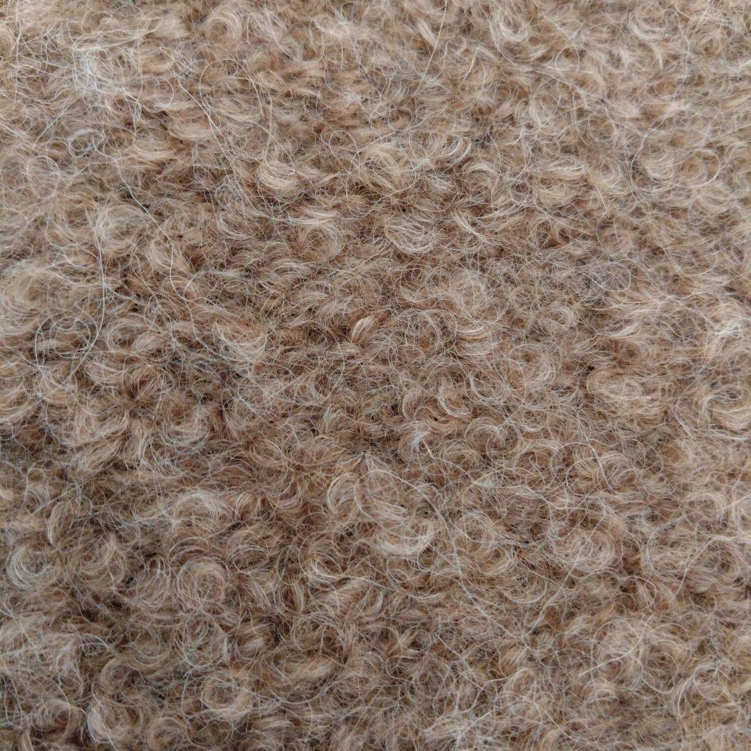 ⬛パラスパレスベージュ フワフワニットベスト 2024年