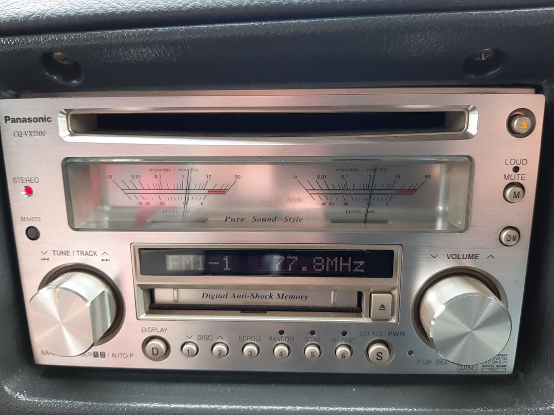 マ*3様 Panasonic CQVX-5500 CD・MDデッキ