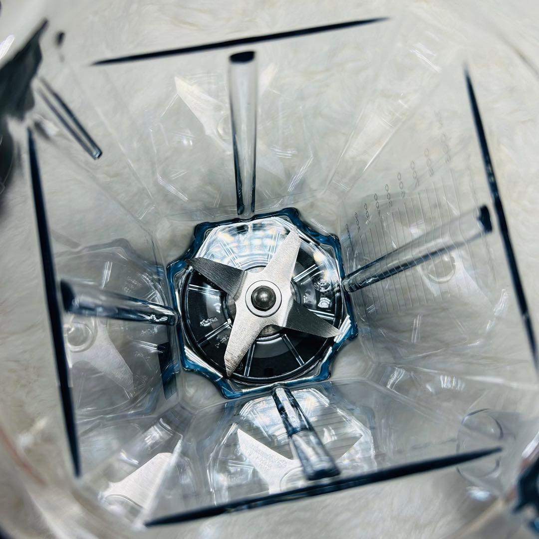 新品未使用✨Vitamix 0.9l ウェットコンテナ vm0137