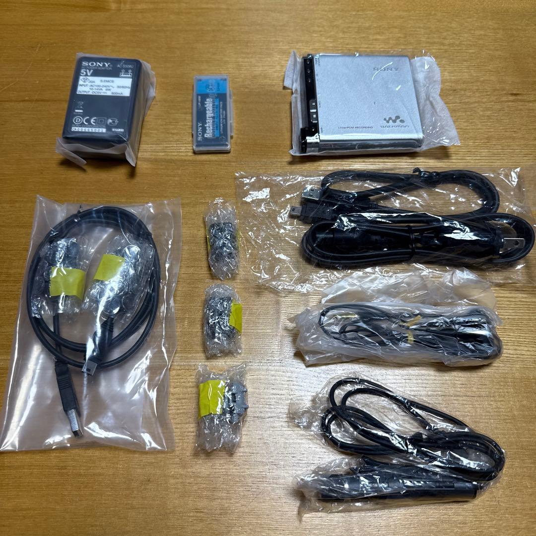 【付属品完品】【美品】SONY MZ-RH1 ポータブルMDプレーヤー