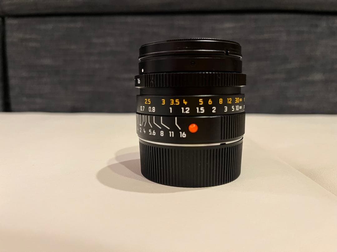 Leica summicron M 28mm f/2 ASPH +α