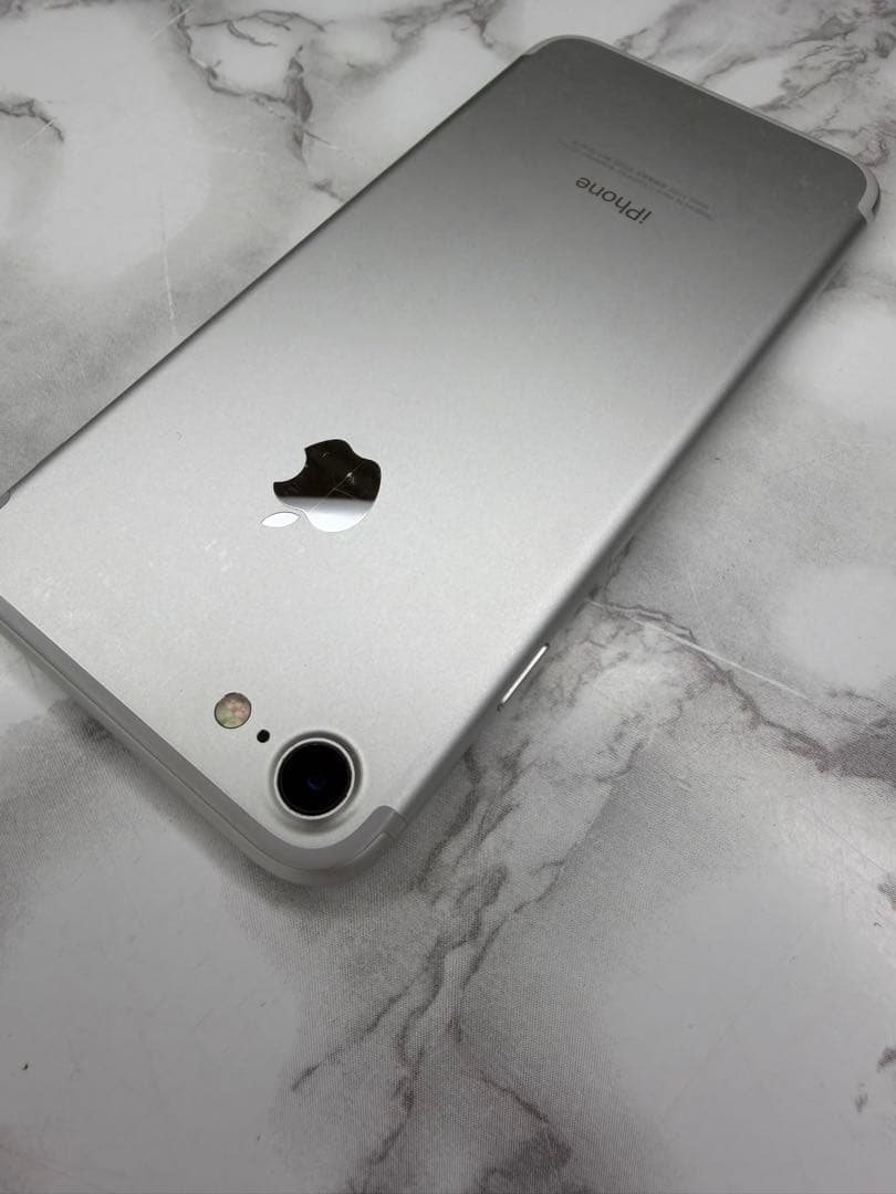 iPhone7 32GB｜SIMフリー｜シルバー｜動作良好