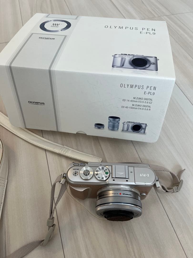 OLYMPUS PEN E-PL9 ミラーレス一眼 本体