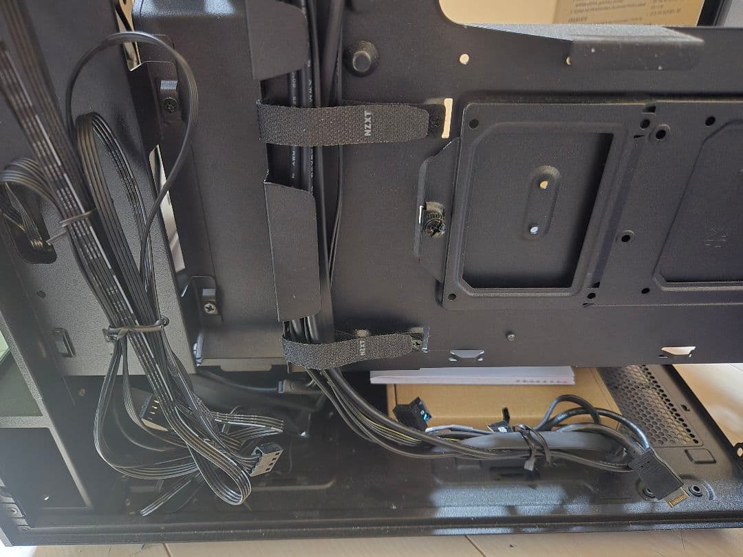 NZXT 5Elite RGB ブラック