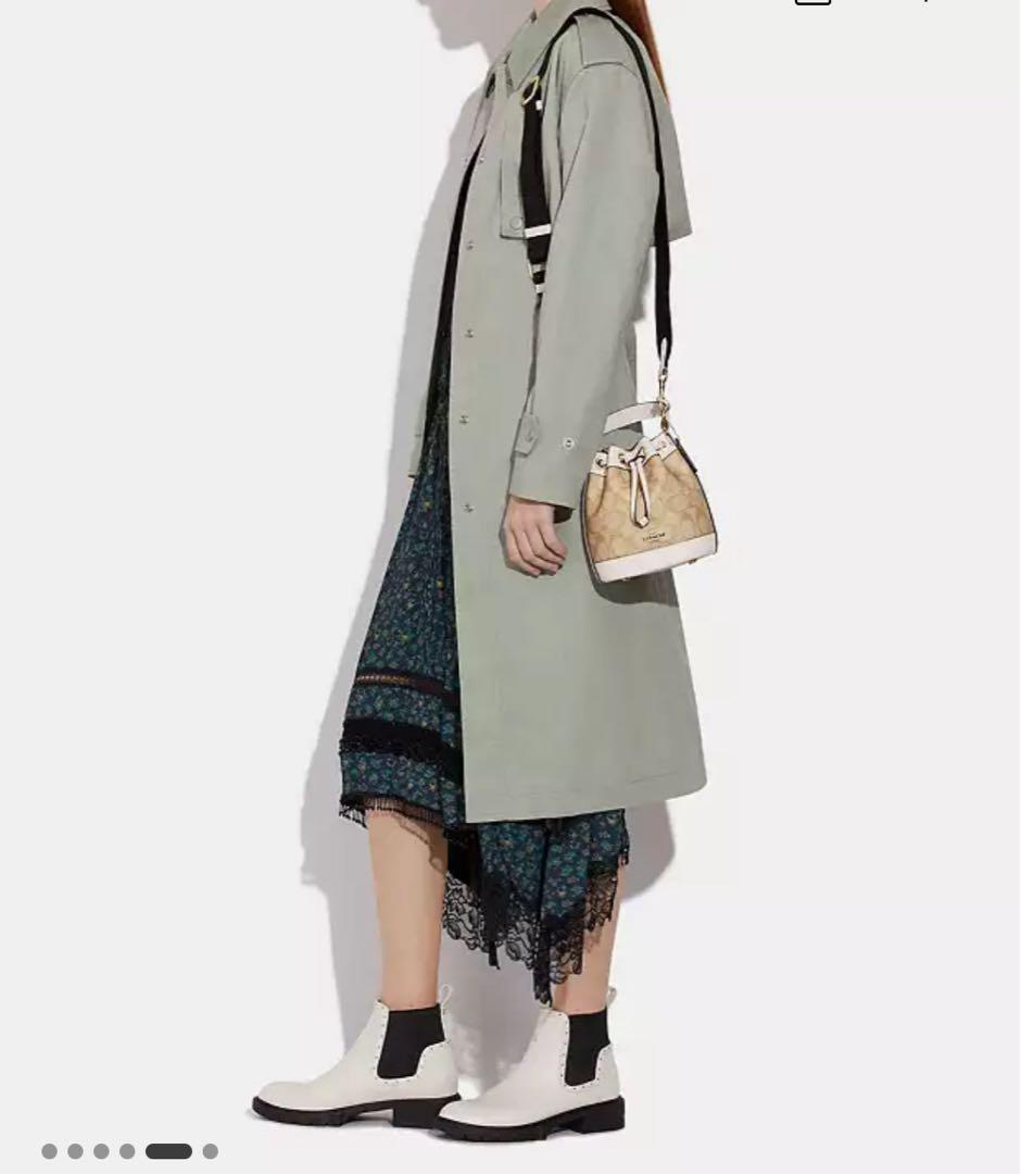 n*o様 【美品】コーチシグネチャー コーテッド キャンバス、リファインド ペブ