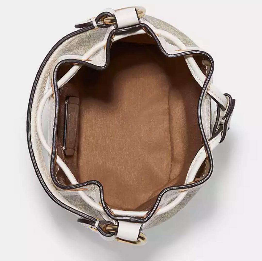 n*o様 【美品】コーチシグネチャー コーテッド キャンバス、リファインド ペブ