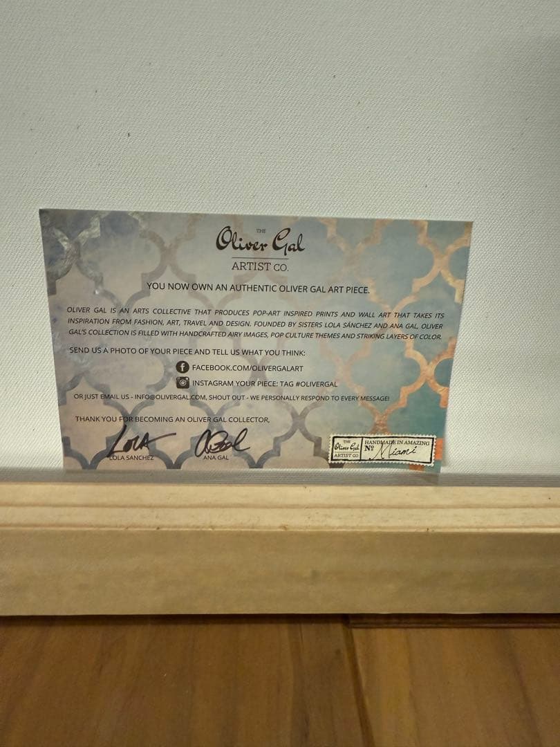 オリバーガルキャンバス絵画シャンパン