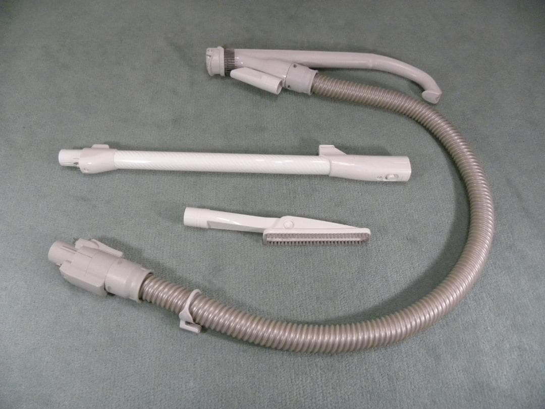 Panasonic軽量スリム掃除機MC-SJP840Kからまないブラシ