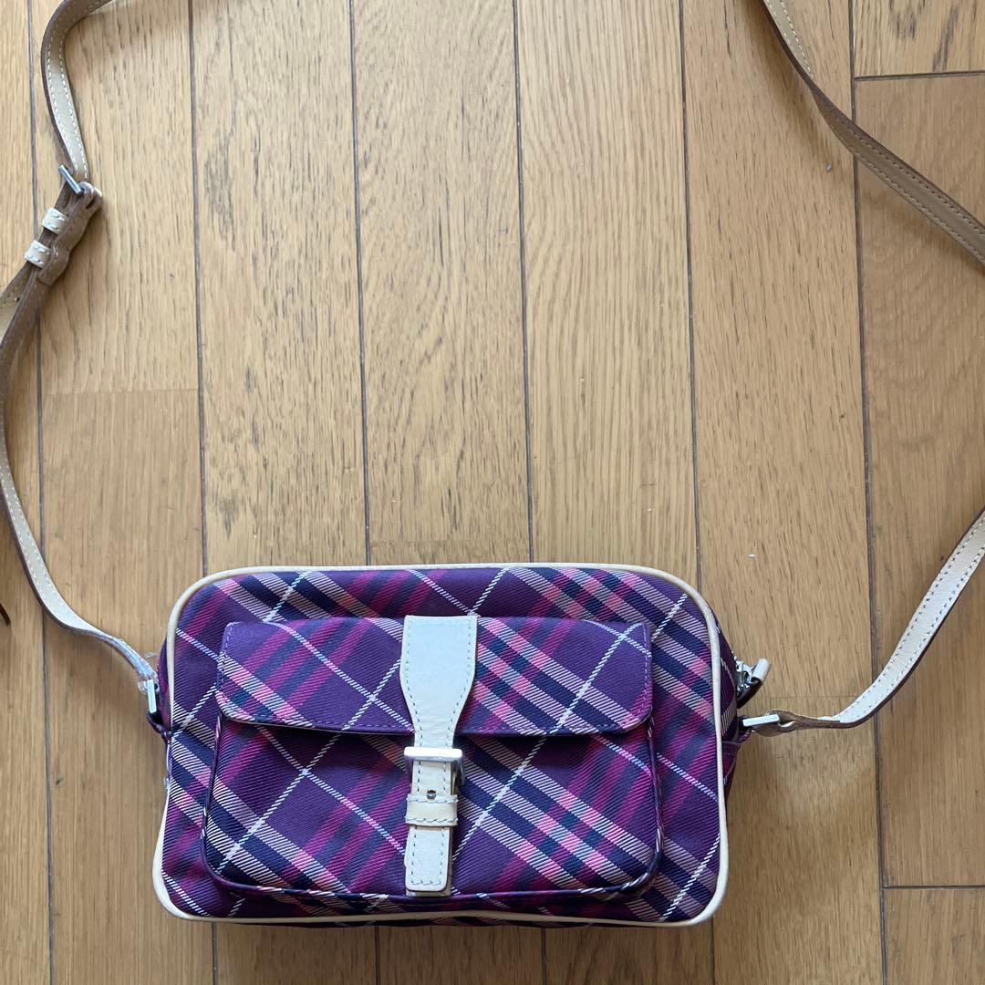 バーバリーブルーレーベル　チェック柄ショルダーバッグ　ボルドーピンク系
