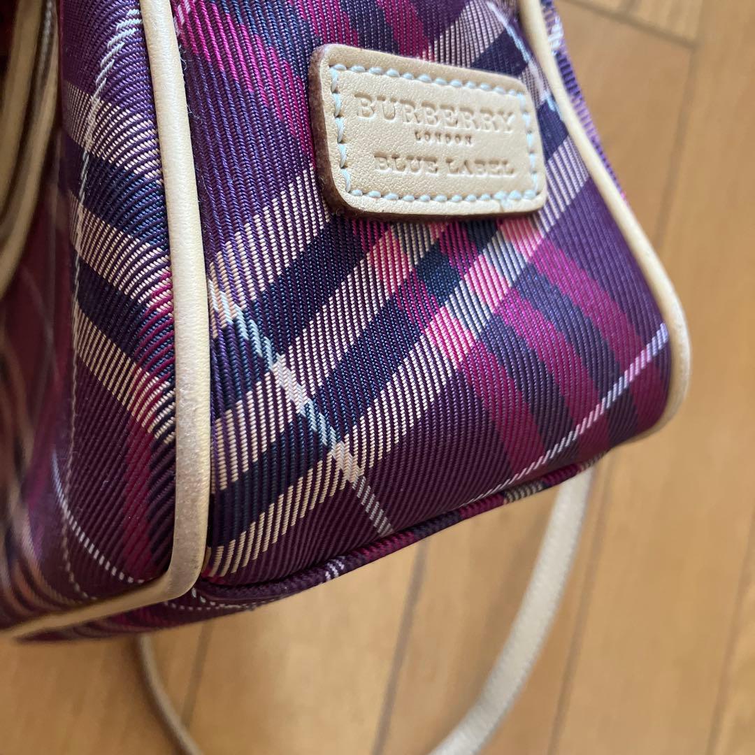 バーバリーブルーレーベル　チェック柄ショルダーバッグ　ボルドーピンク系