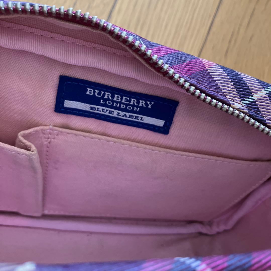 バーバリーブルーレーベル　チェック柄ショルダーバッグ　ボルドーピンク系