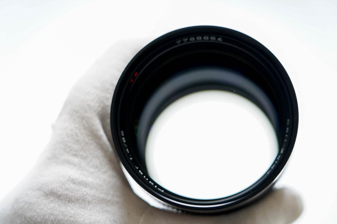 CONTAX　プラナー85mmF1.4　レンズに傷あり