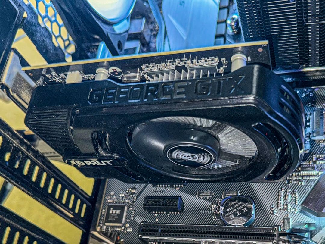 【動作確認済み】GTX1650 4GB 補助電源不要　ヴァロラント200fps