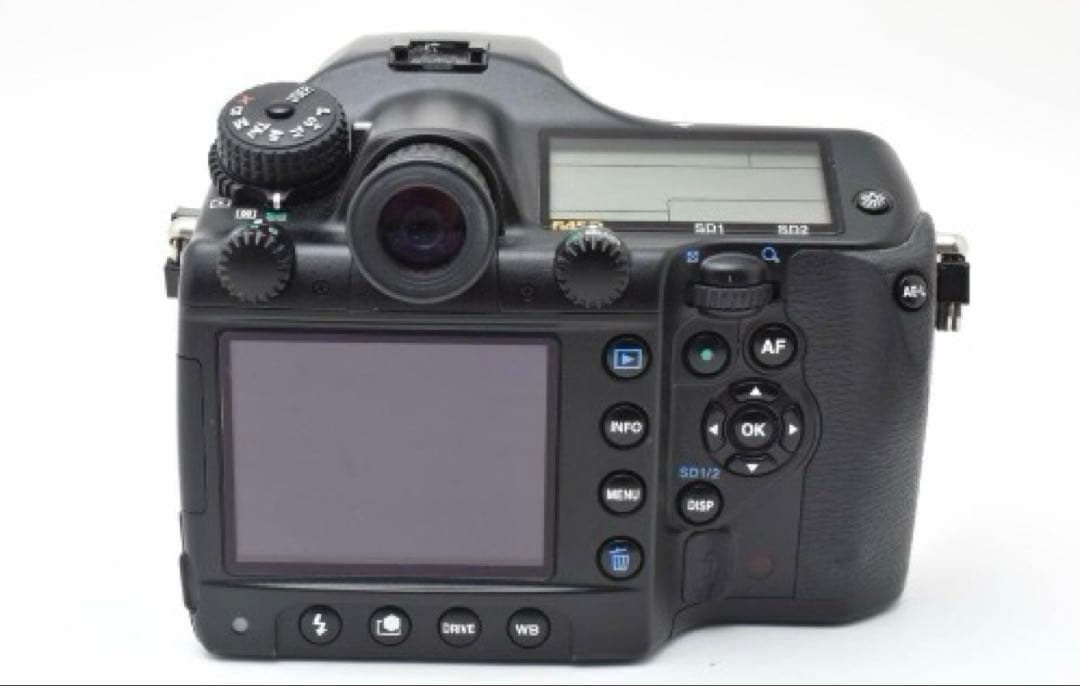 ラ*ロ様 コダックCCD搭載の中判645デジタル PENTAX 645D 本体の