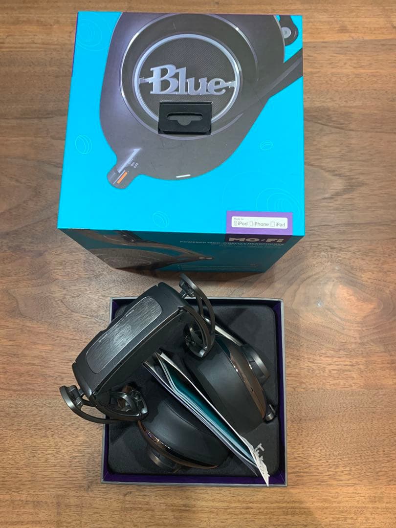 Mo-Fiモーファイ　アンプ内蔵ヘッドホン