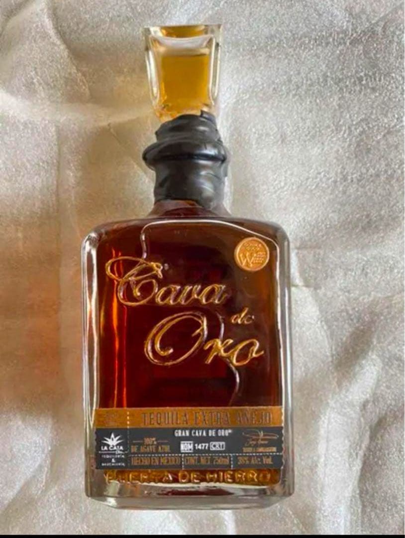 テキーラ　ハリスコ店舗限定　カヴァデオロ　TEQUILA メキシコ　ドンフリオ