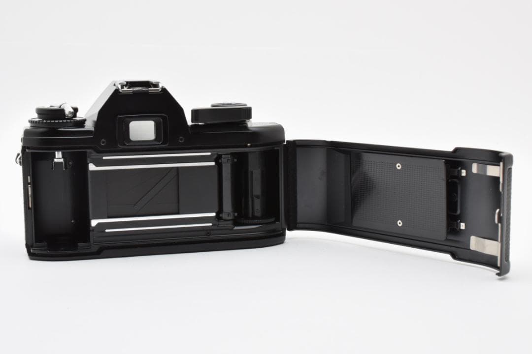 超美品 NIKON ニコン EM モルト新品交換済 M755