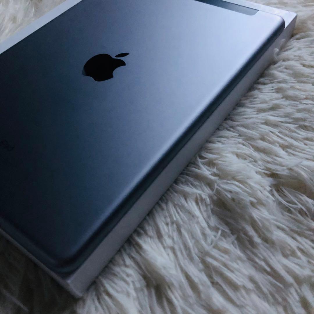 【残り5台】iPad 第6世代 128GB SIMフリー 【すぐ発送】