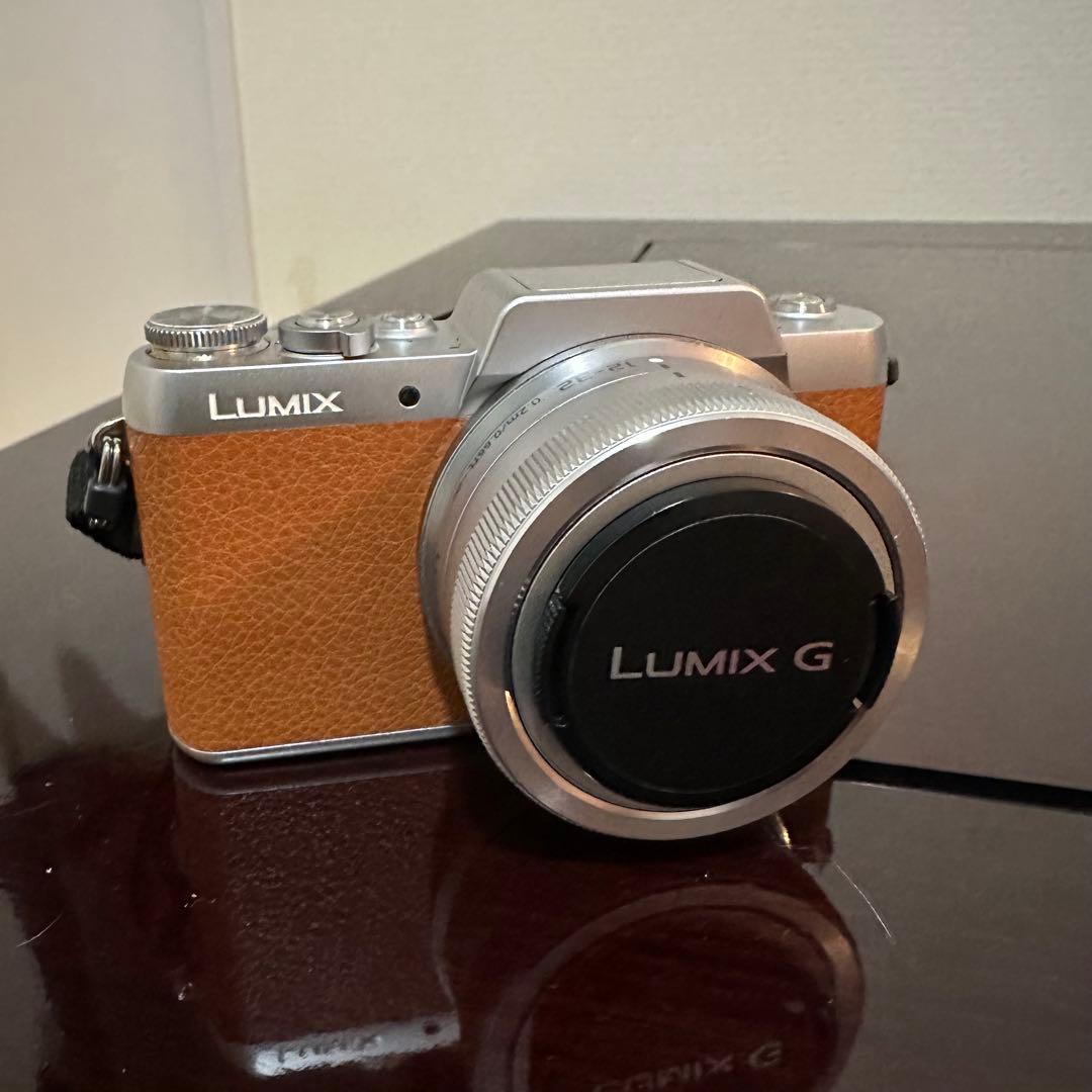 【美品】LUMIX DMC-GF7W 箱、16GB SD付き