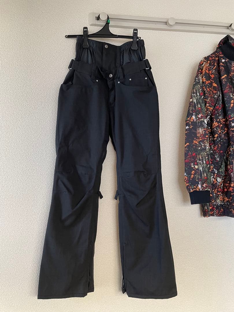 美品 BURTON スノーボードウェア上下セット