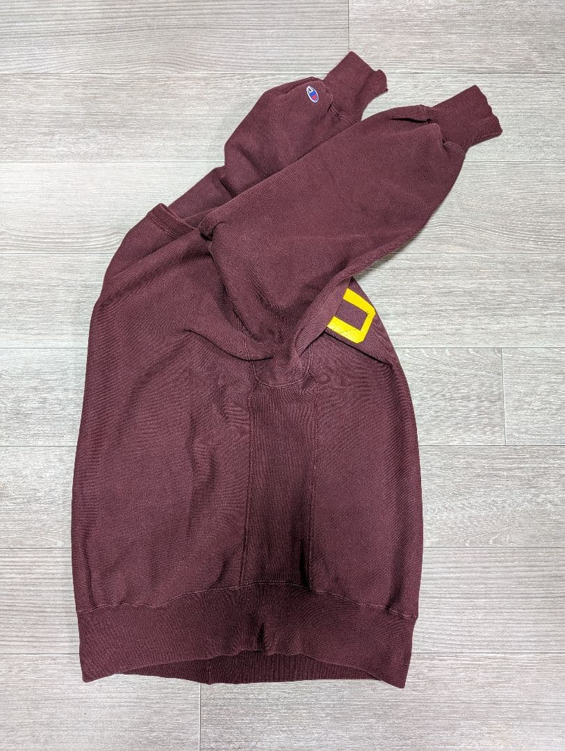 champion　UMDロゴ　ヴィンテージリバースウィーブスウェット