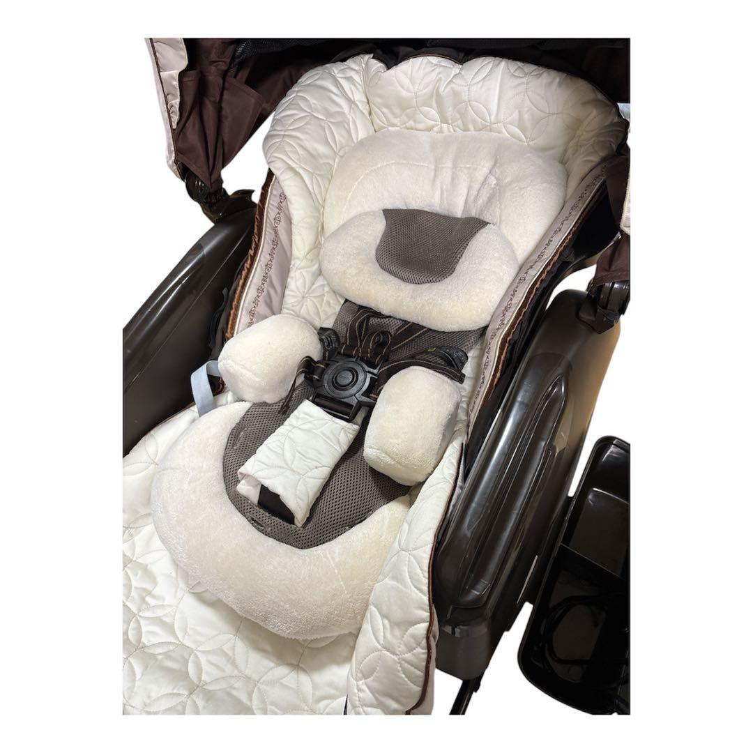 【美品】combi ネムリラオートスイングプレミアム電動