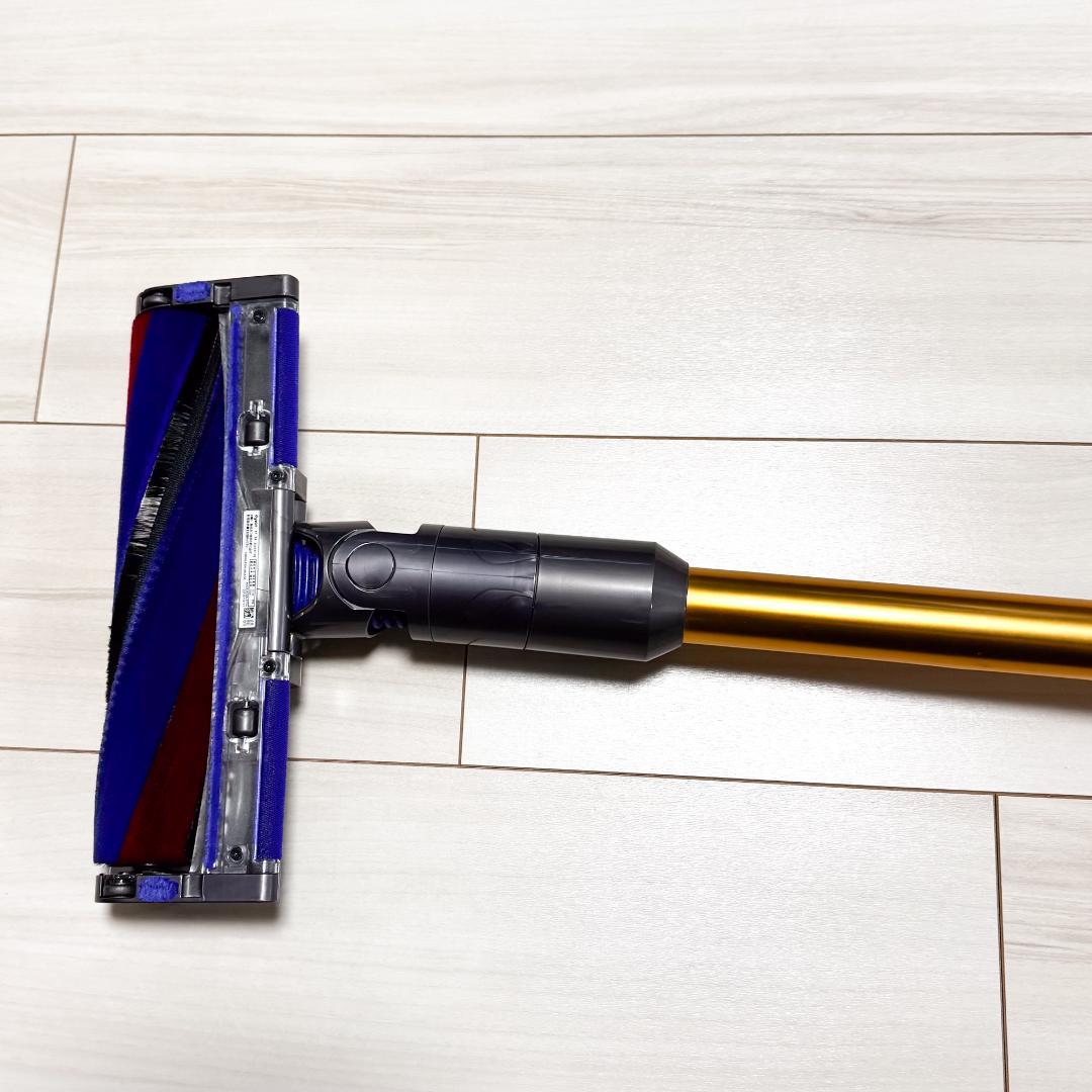 ダイソン SV18 Digital Slim Fluffy（ゴールド）