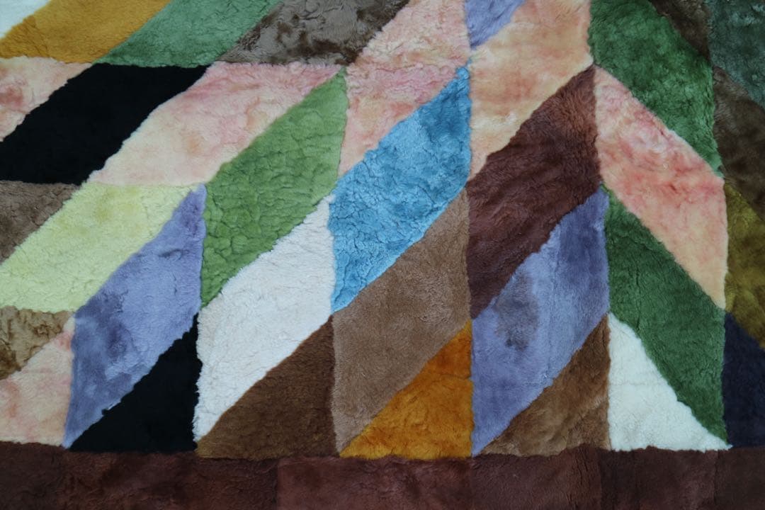 みー　ムートンラグ・カーペット　200x200cm TS9301