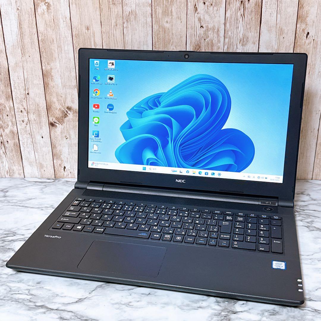 1台限定✨高性能i3＆爆速SSD/メモリ8GB✨カメラ付き 薄型パソコンPC