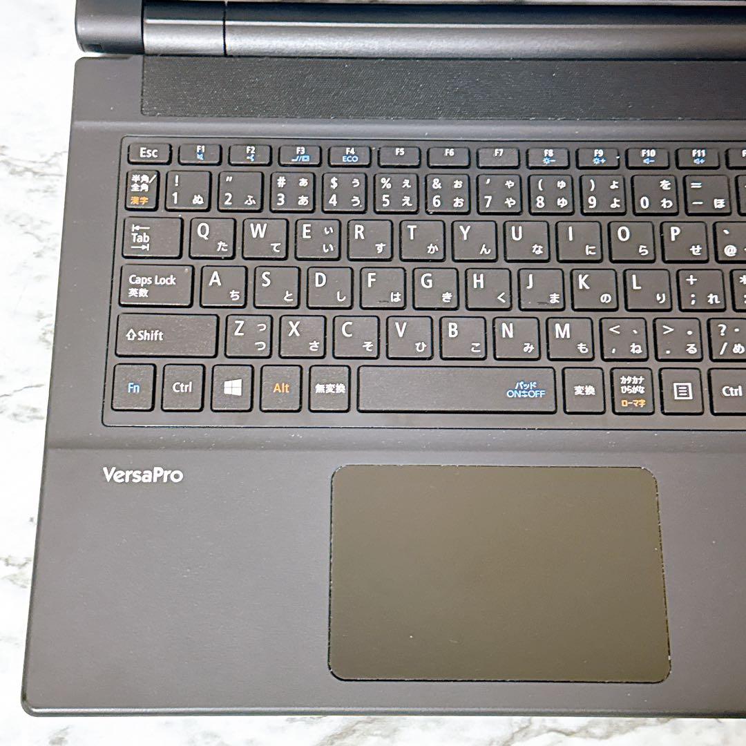 1台限定✨高性能i3＆爆速SSD/メモリ8GB✨カメラ付き 薄型パソコンPC