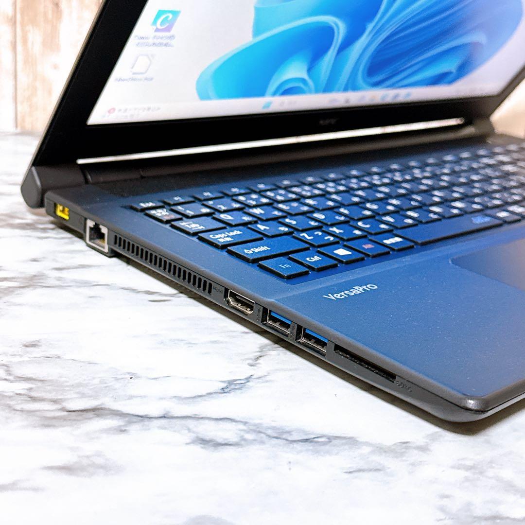 1台限定✨高性能i3＆爆速SSD/メモリ8GB✨カメラ付き 薄型パソコンPC