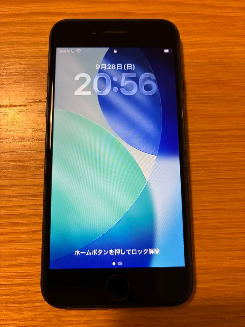 iPhone SE 第3世代/64GB/ミッドナイト/バッテリー最大容量79%