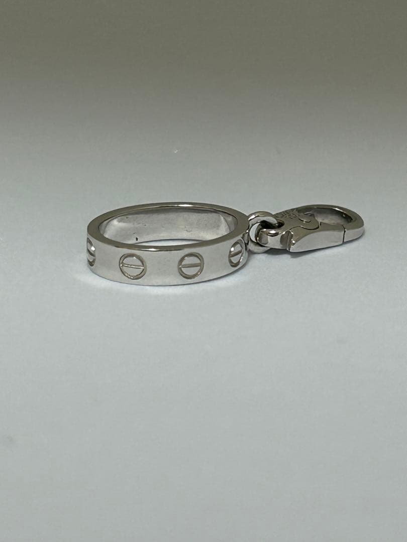 Cartier（カルティエ）ラブチャーム