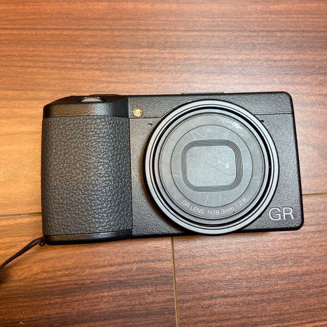 RICOH GR Ⅲ デジカメ ほぼ新品 4929