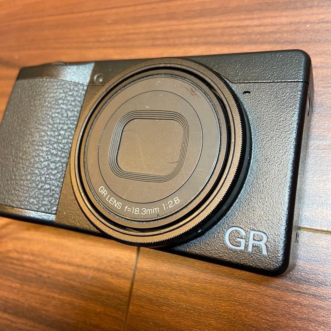 RICOH GR Ⅲ デジカメ ほぼ新品 4929